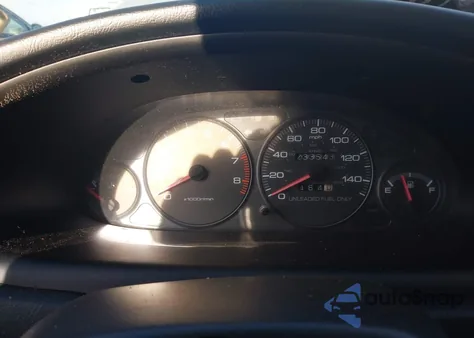 2000 Acura Integra Ls z USA, uszkodzony, nr VIN JH4DB7557YS003954